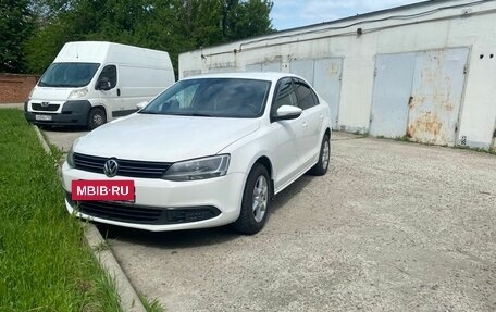 Volkswagen Jetta VI, 2013 год, 750 000 рублей, 9 фотография