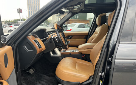 Land Rover Range Rover IV рестайлинг, 2018 год, 7 990 000 рублей, 16 фотография