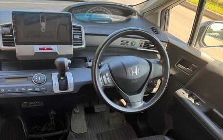 Honda Freed I, 2013 год, 1 245 000 рублей, 5 фотография