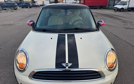 MINI Hatch, 2009 год, 550 000 рублей, 2 фотография