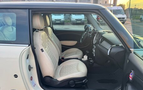 MINI Hatch, 2009 год, 550 000 рублей, 20 фотография