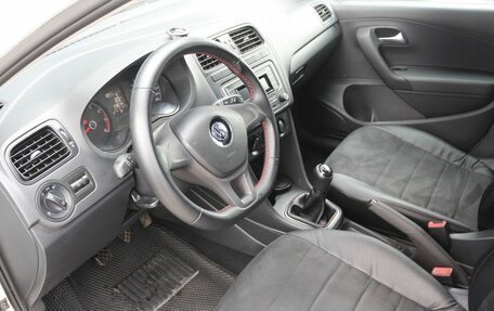 Volkswagen Polo VI (EU Market), 2017 год, 750 000 рублей, 12 фотография