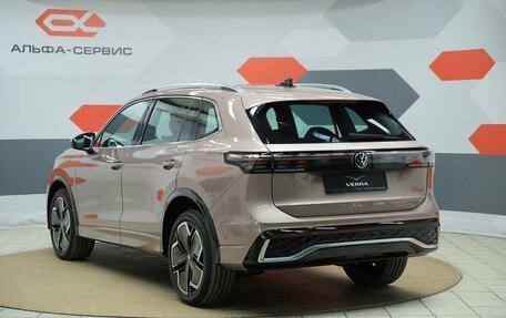 Volkswagen Tiguan, 2024 год, 4 450 000 рублей, 7 фотография