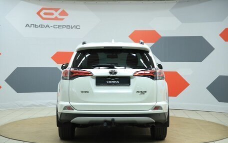 Toyota RAV4, 2017 год, 2 250 000 рублей, 6 фотография