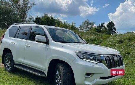 Toyota Land Cruiser Prado 150 рестайлинг 2, 2017 год, 4 870 000 рублей, 2 фотография