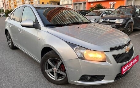 Chevrolet Cruze II, 2011 год, 435 000 рублей, 2 фотография