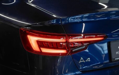 Audi A4, 2018 год, 2 450 000 рублей, 5 фотография