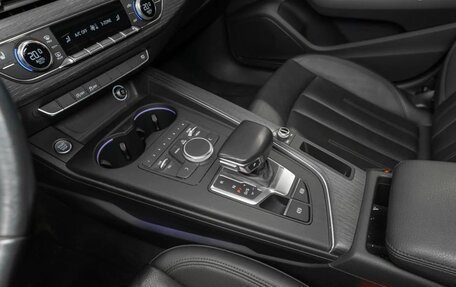 Audi A4, 2018 год, 2 450 000 рублей, 12 фотография