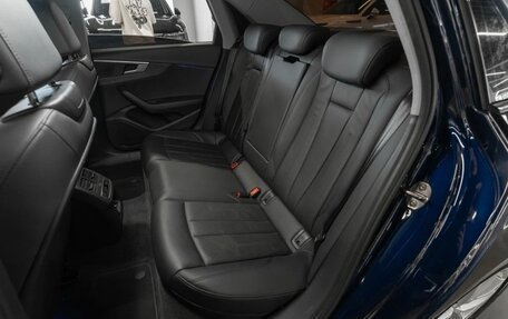 Audi A4, 2018 год, 2 450 000 рублей, 14 фотография