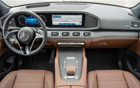 Mercedes-Benz GLE, 2024 год, 16 500 000 рублей, 7 фотография