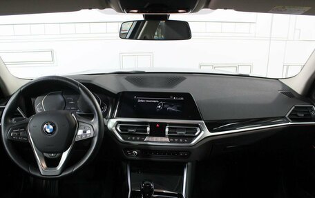 BMW 3 серия, 2021 год, 3 550 000 рублей, 13 фотография