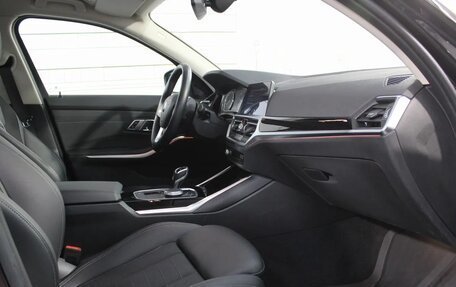BMW 3 серия, 2021 год, 3 550 000 рублей, 22 фотография