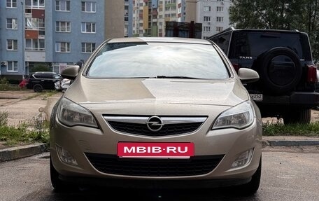 Opel Astra J, 2011 год, 925 000 рублей, 2 фотография