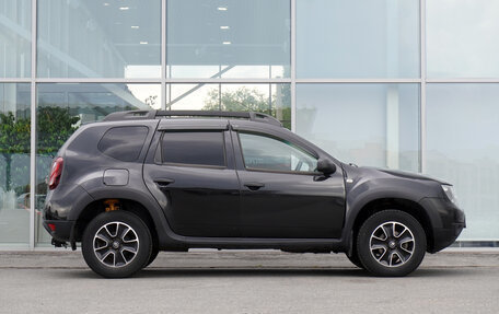 Renault Duster I рестайлинг, 2017 год, 1 085 000 рублей, 4 фотография