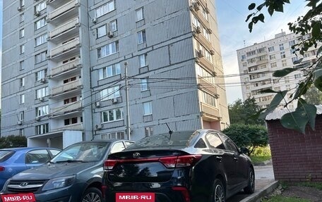 KIA Rio IV, 2018 год, 1 240 000 рублей, 4 фотография