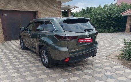 Toyota Highlander III, 2016 год, 3 200 000 рублей, 4 фотография
