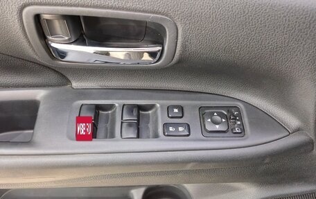 Mitsubishi Outlander III рестайлинг 3, 2014 год, 1 200 000 рублей, 9 фотография