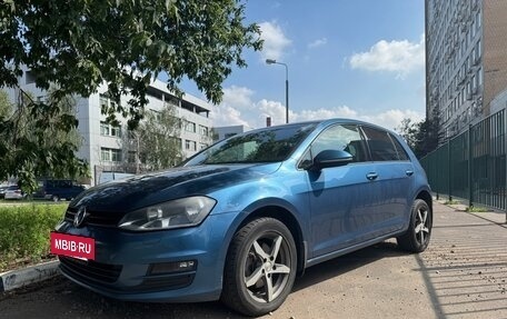 Volkswagen Golf VII, 2013 год, 890 000 рублей, 3 фотография
