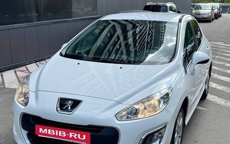 Peugeot 308 II, 2013 год, 780 000 рублей, 2 фотография
