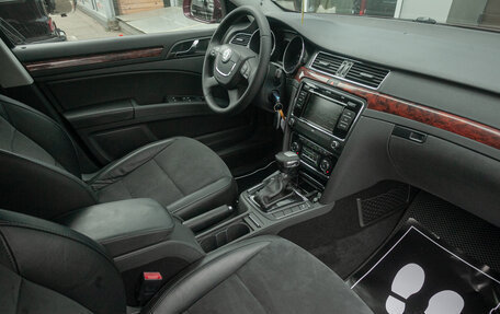Skoda Superb III рестайлинг, 2012 год, 998 000 рублей, 3 фотография