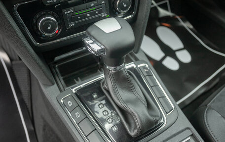 Skoda Superb III рестайлинг, 2012 год, 998 000 рублей, 19 фотография