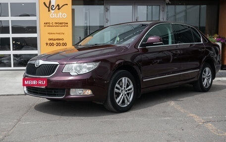 Skoda Superb III рестайлинг, 2012 год, 998 000 рублей, 5 фотография