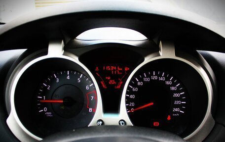Nissan Juke II, 2014 год, 998 000 рублей, 15 фотография