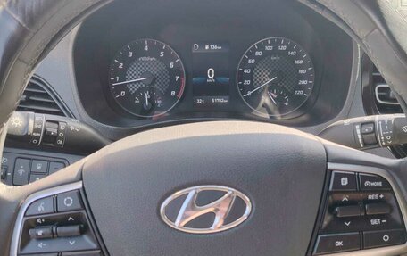 Hyundai Solaris II рестайлинг, 2020 год, 1 675 000 рублей, 6 фотография