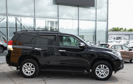 Toyota Land Cruiser Prado 150 рестайлинг 2, 2010 год, 2 498 000 рублей, 11 фотография