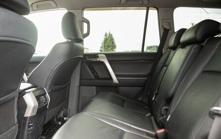 Toyota Land Cruiser Prado 150 рестайлинг 2, 2010 год, 2 498 000 рублей, 24 фотография