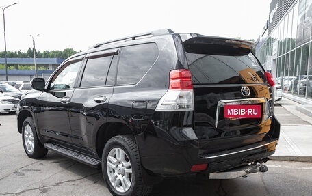 Toyota Land Cruiser Prado 150 рестайлинг 2, 2010 год, 2 498 000 рублей, 14 фотография
