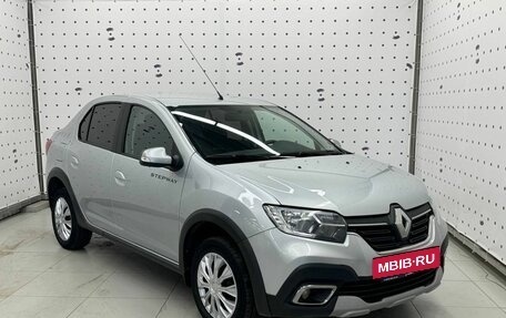 Renault Logan II, 2021 год, 887 500 рублей, 2 фотография
