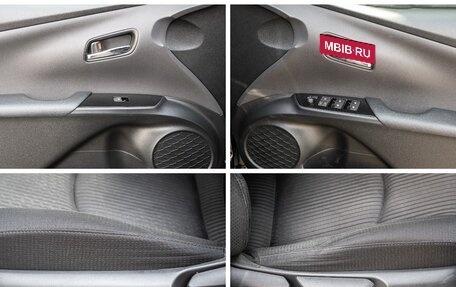 Toyota Prius IV XW50, 2018 год, 1 659 000 рублей, 10 фотография