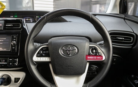 Toyota Prius IV XW50, 2018 год, 1 659 000 рублей, 5 фотография