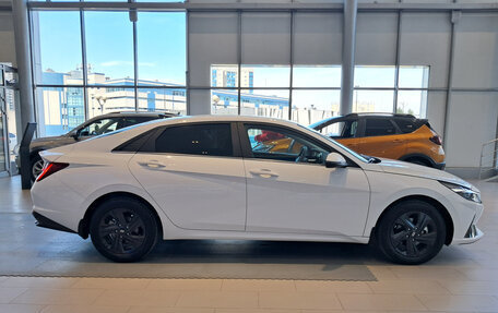 Hyundai Elantra, 2023 год, 2 312 000 рублей, 4 фотография