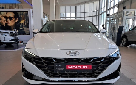 Hyundai Elantra, 2023 год, 2 312 000 рублей, 2 фотография