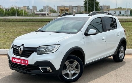 Renault Sandero II рестайлинг, 2021 год, 1 180 000 рублей, 1 фотография