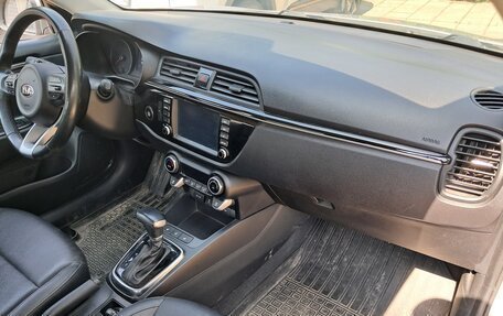 KIA Rio IV, 2018 год, 1 400 000 рублей, 12 фотография