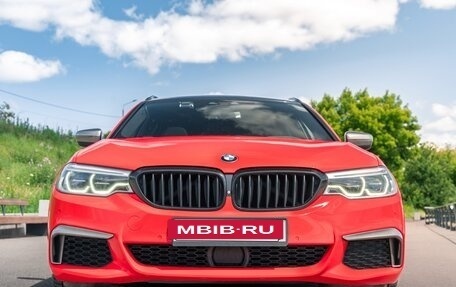BMW 5 серия, 2019 год, 4 999 999 рублей, 2 фотография