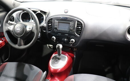 Nissan Juke II, 2012 год, 990 000 рублей, 14 фотография