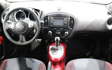 Nissan Juke II, 2012 год, 990 000 рублей, 15 фотография