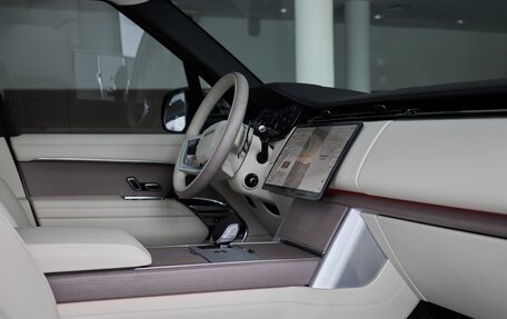Land Rover Range Rover IV рестайлинг, 2025 год, 27 000 000 рублей, 9 фотография