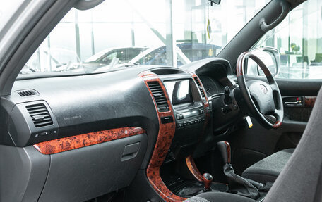 Toyota Land Cruiser Prado 120 рестайлинг, 2003 год, 1 599 000 рублей, 7 фотография