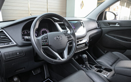 Hyundai Tucson III, 2018 год, 1 899 000 рублей, 10 фотография