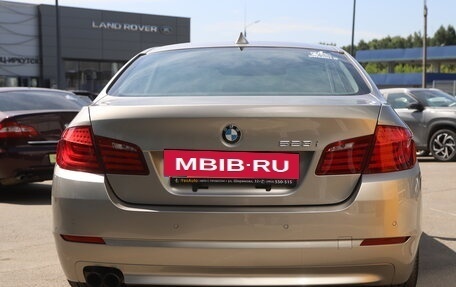 BMW 5 серия, 2011 год, 1 597 000 рублей, 18 фотография