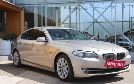 BMW 5 серия, 2011 год, 1 597 000 рублей, 15 фотография