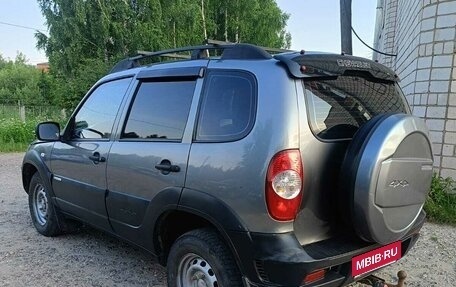 Chevrolet Niva I рестайлинг, 2011 год, 360 000 рублей, 2 фотография