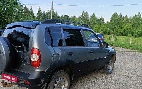 Chevrolet Niva I рестайлинг, 2011 год, 360 000 рублей, 4 фотография