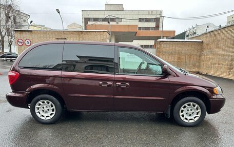 Chrysler Voyager IV, 2001 год, 550 000 рублей, 9 фотография