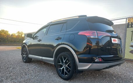 Toyota RAV4, 2017 год, 2 200 000 рублей, 5 фотография